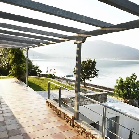 Blueline Guesthouse Agios Dimitrios  Zewnętrze zdjęcie
