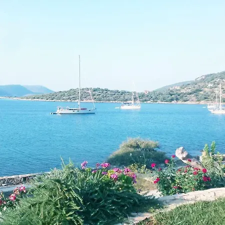 Blueline Guesthouse Agios Dimitrios  Zewnętrze zdjęcie